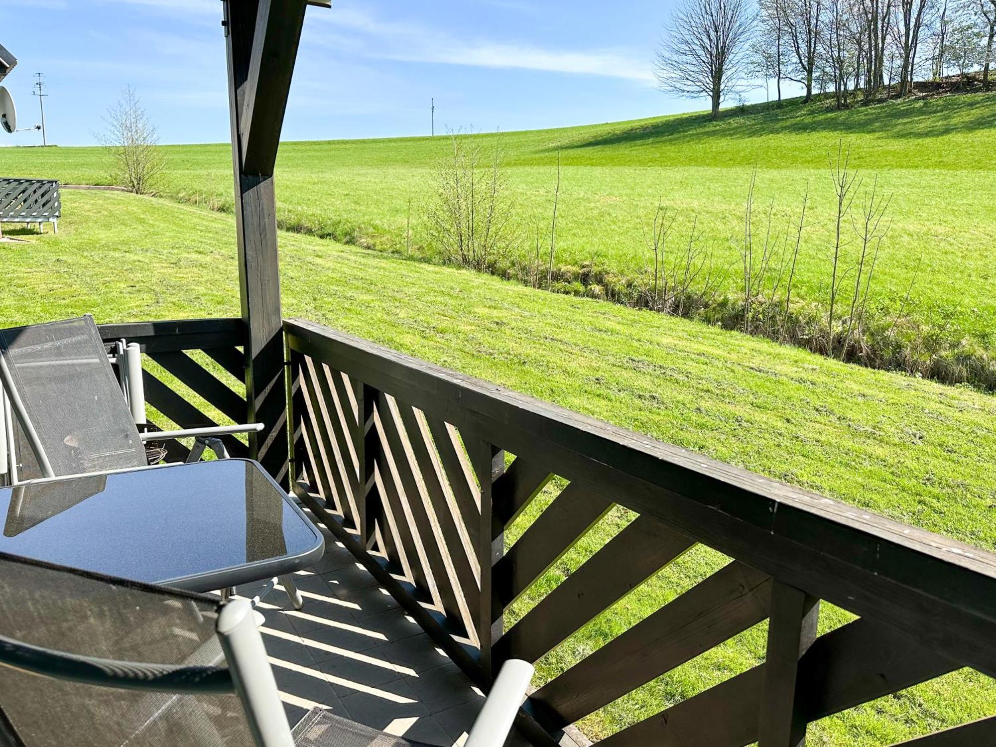 Ctyricitka Na Stastnem Kopci Villa Černý Dŭl Exteriör bild